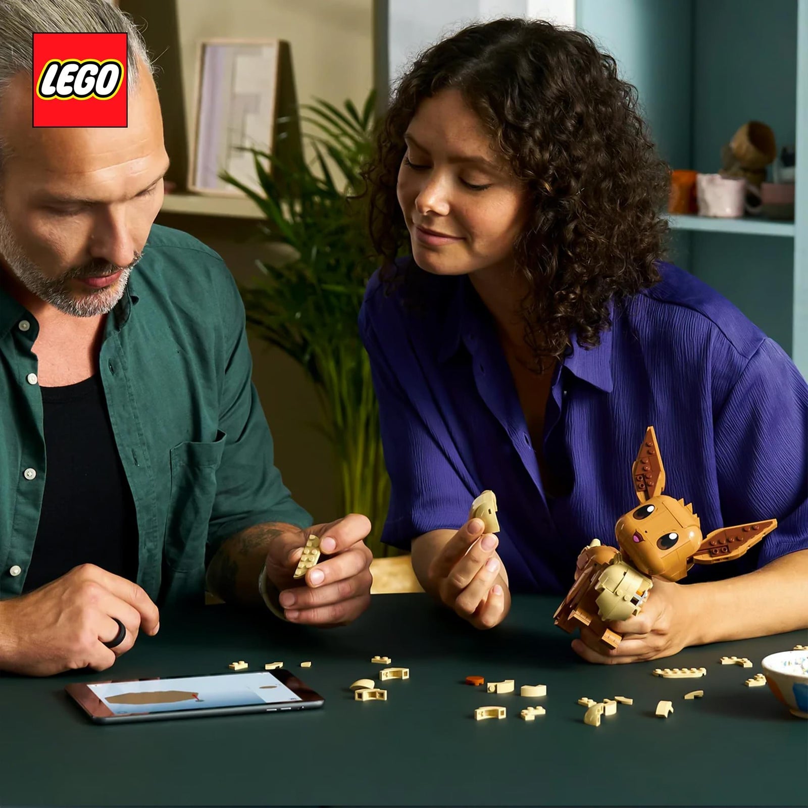 LEGO Pokémon Eevee 72151 - 587-piece building set, 18+ build that stands over 7.5 inches - view 4